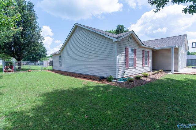 103 Thornhedge Trail, Toney, AL 35773