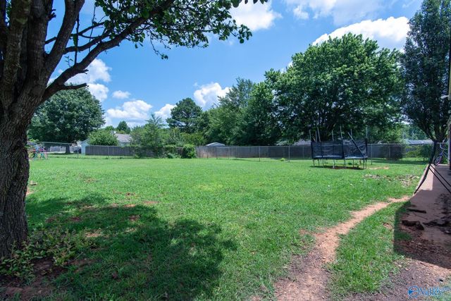 103 Thornhedge Trail, Toney, AL 35773