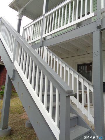 92 Smith Street, Derby, CT 06418