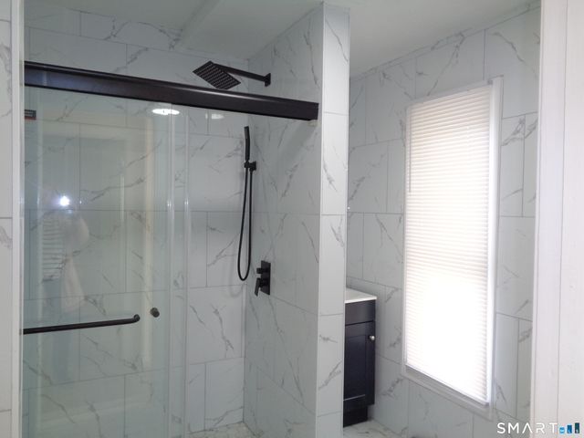 92 Smith Street, Derby, CT 06418