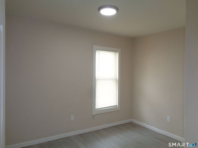 92 Smith Street, Derby, CT 06418