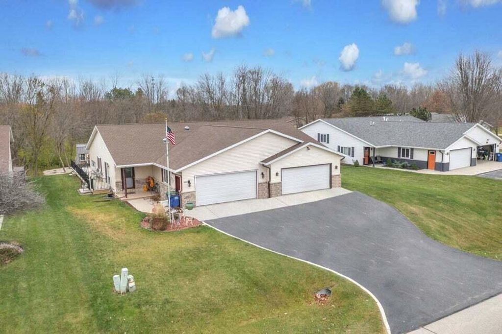 1319 N 49th STREET, Sheboygan, WI 53081