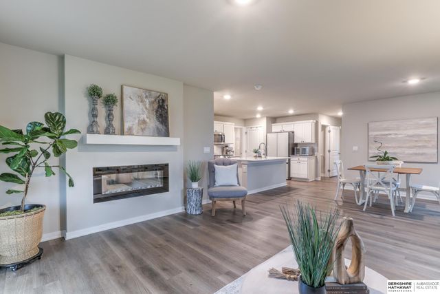19128 Murray Trail, Gretna, NE 68028