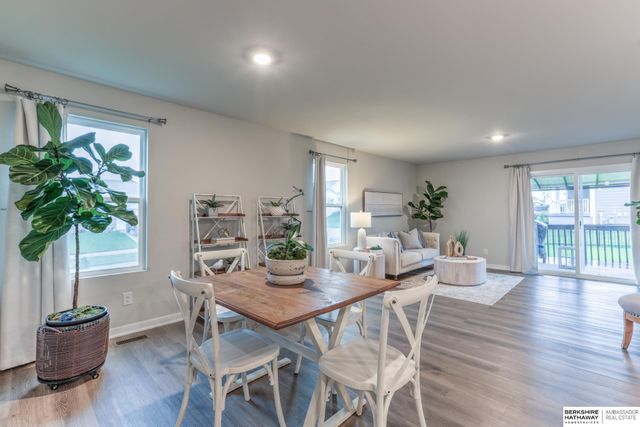 19128 Murray Trail, Gretna, NE 68028