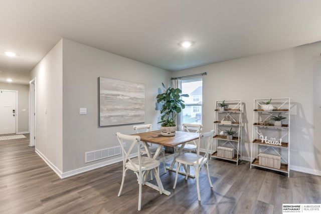 19128 Murray Trail, Gretna, NE 68028