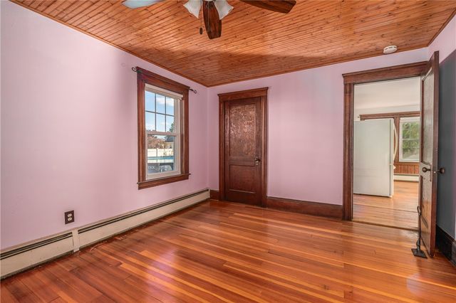 79 Carter Avenue, Pawtucket, RI 02861