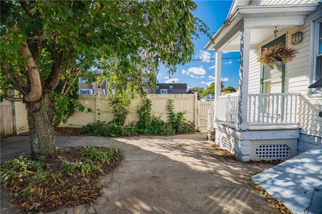 79 Carter Avenue, Pawtucket, RI 02861