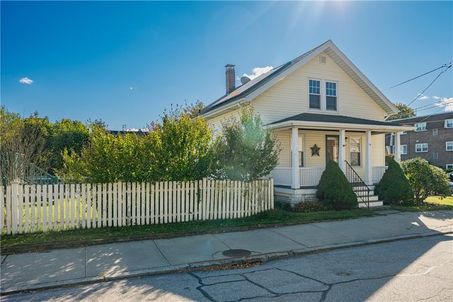79 Carter Avenue, Pawtucket, RI 02861