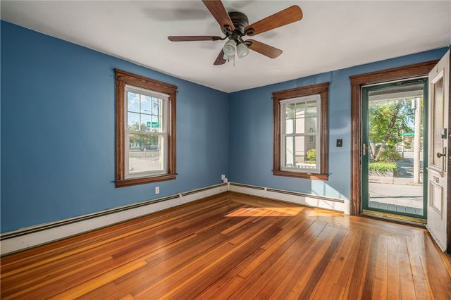 79 Carter Avenue, Pawtucket, RI 02861