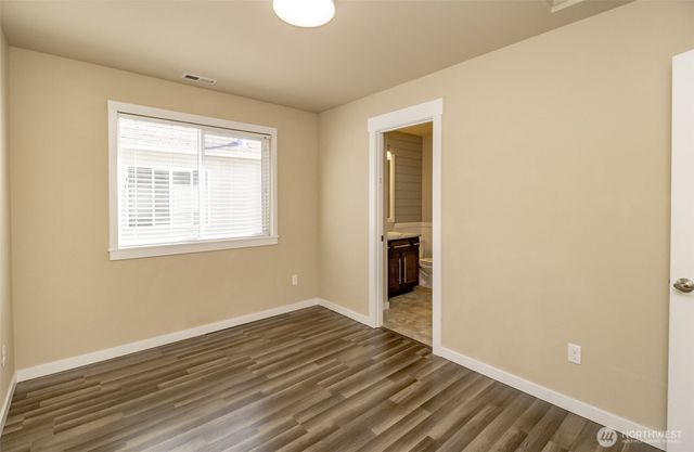 21137 131st Place SE, Kent, WA 98031