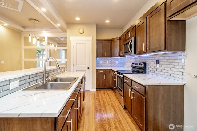 21137 131st Place SE, Kent, WA 98031