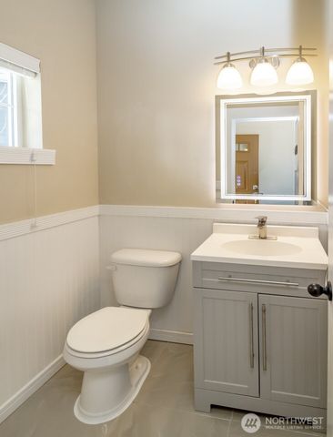 21137 131st Place SE, Kent, WA 98031