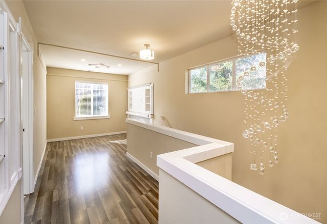 21137 131st Place SE, Kent, WA 98031