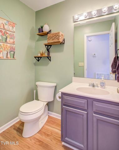 200 Arrowhead Drive 1, Johnson City, TN 37601