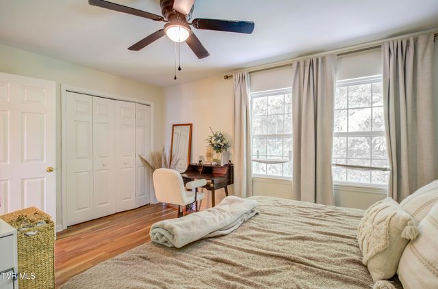 200 Arrowhead Drive 1, Johnson City, TN 37601