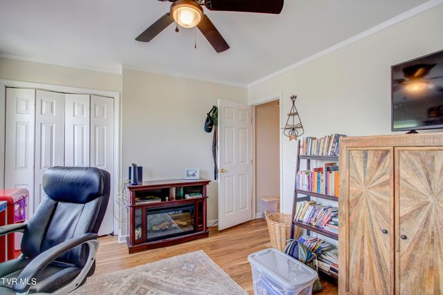 200 Arrowhead Drive 1, Johnson City, TN 37601