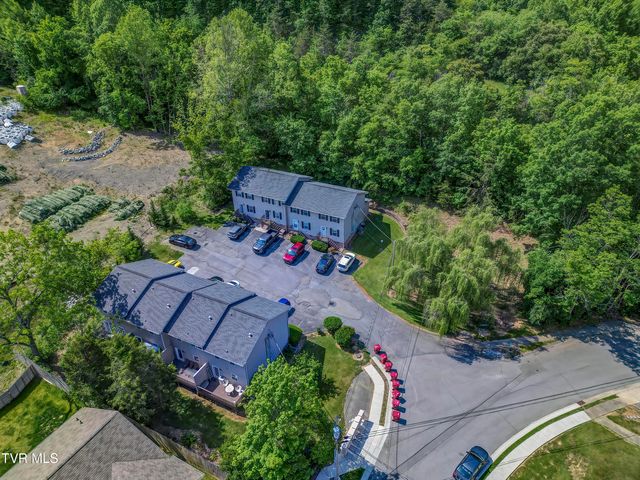 200 Arrowhead Drive 1, Johnson City, TN 37601