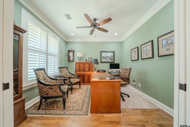 555 PR 5945, Yantis, TX 75497