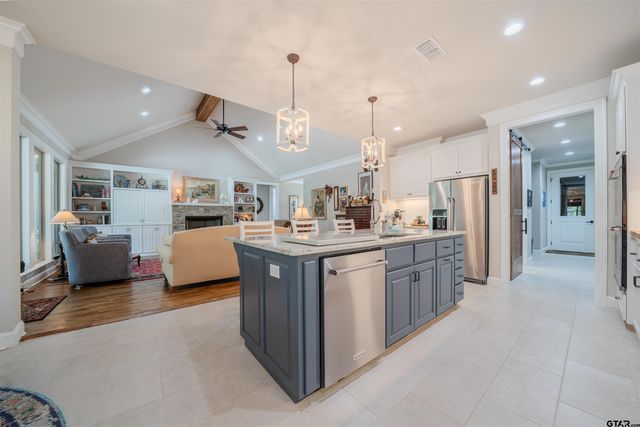 555 PR 5945, Yantis, TX 75497