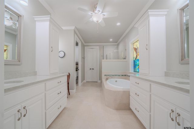 555 PR 5945, Yantis, TX 75497