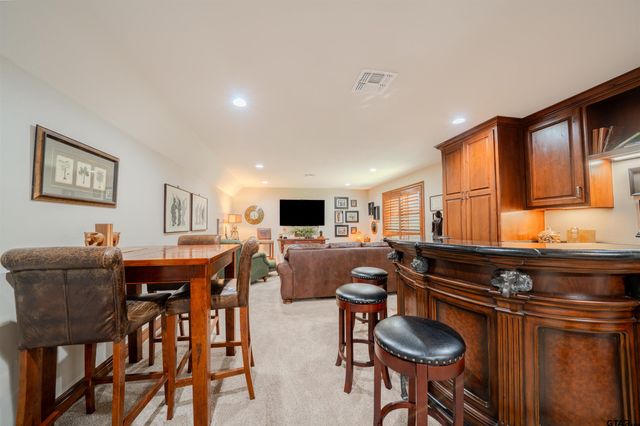 555 PR 5945, Yantis, TX 75497