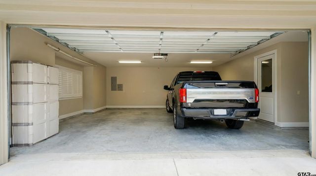 555 PR 5945, Yantis, TX 75497