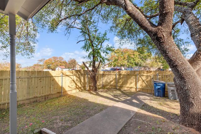 9611 Bear Paw TRL A, Del Valle, TX 78617