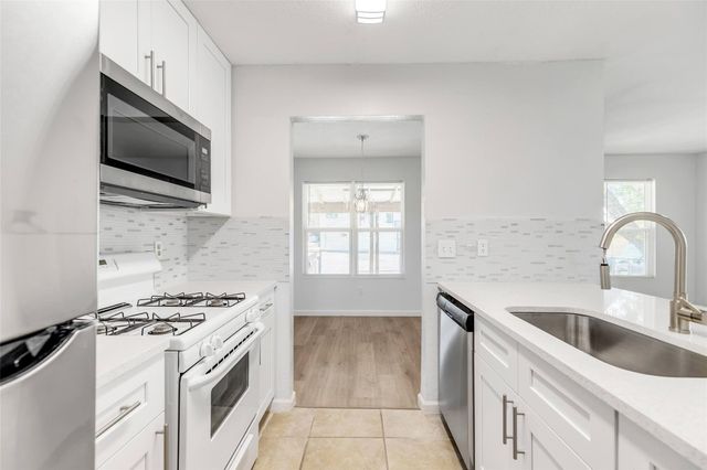 9611 Bear Paw TRL A, Del Valle, TX 78617