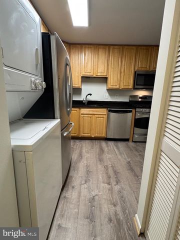 4620 N PARK AVE #202E, Chevy Chase, MD 20815