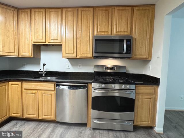 4620 N PARK AVE #202E, Chevy Chase, MD 20815