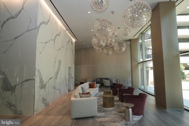 4620 N PARK AVE #202E, Chevy Chase, MD 20815