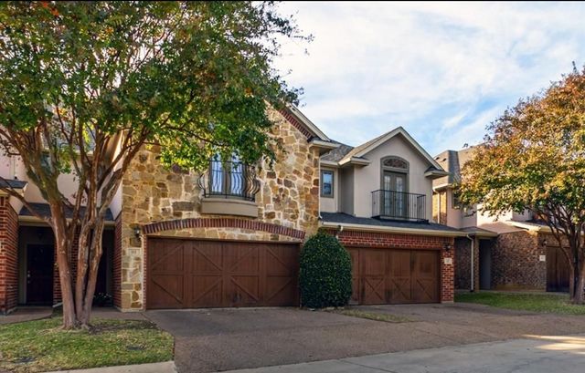 117 Corinna Court, Hurst, TX 76053