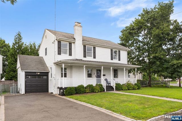 2 Derby Lane, Dumont, NJ 07628