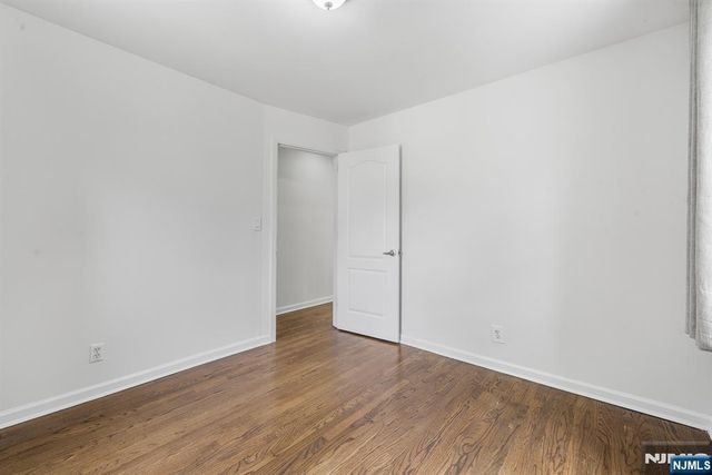 2 Derby Lane, Dumont, NJ 07628