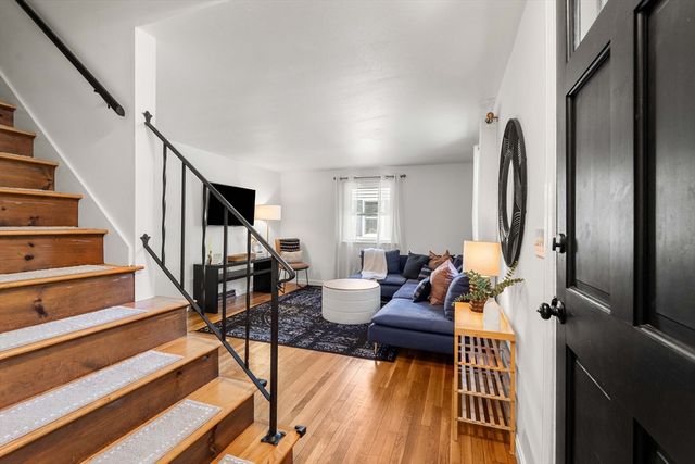 88 Hathaway St, Wareham, MA 02571