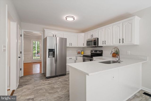 8801 PEPPERIDGE DR, Spotsylvania, VA 22551
