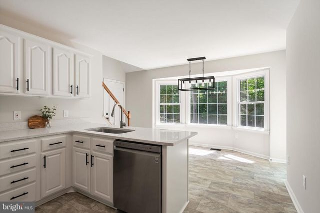 8801 PEPPERIDGE DR, Spotsylvania, VA 22551