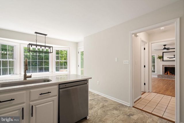 8801 PEPPERIDGE DR, Spotsylvania, VA 22551