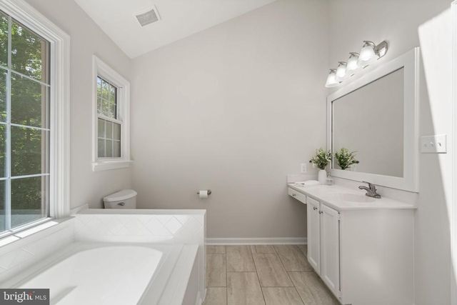 8801 PEPPERIDGE DR, Spotsylvania, VA 22551