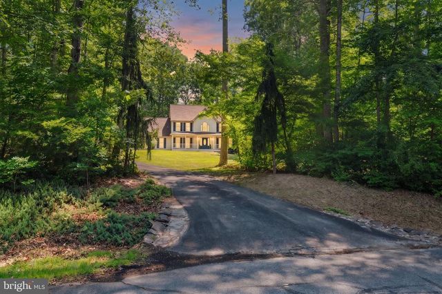 8801 PEPPERIDGE DR, Spotsylvania, VA 22551