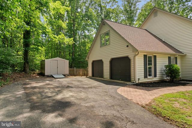 8801 PEPPERIDGE DR, Spotsylvania, VA 22551