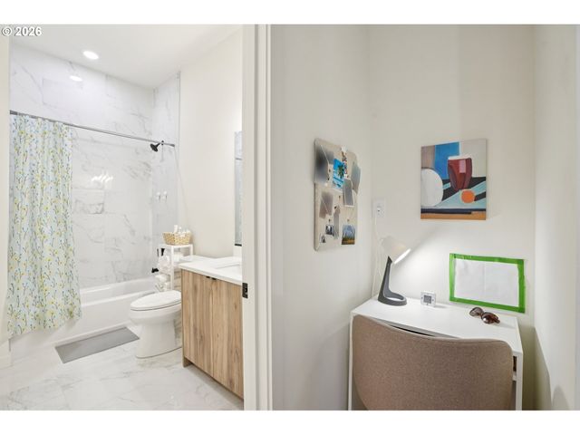 6610 N GREENWICH Ave 3, Portland, OR 97217