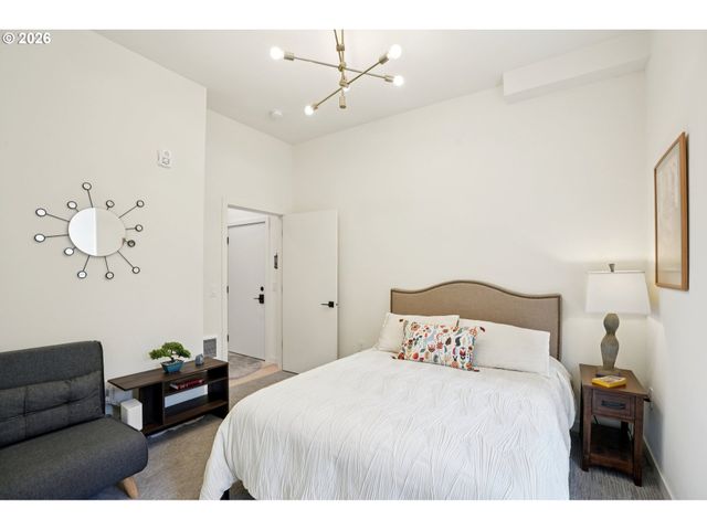 6610 N GREENWICH Ave 3, Portland, OR 97217