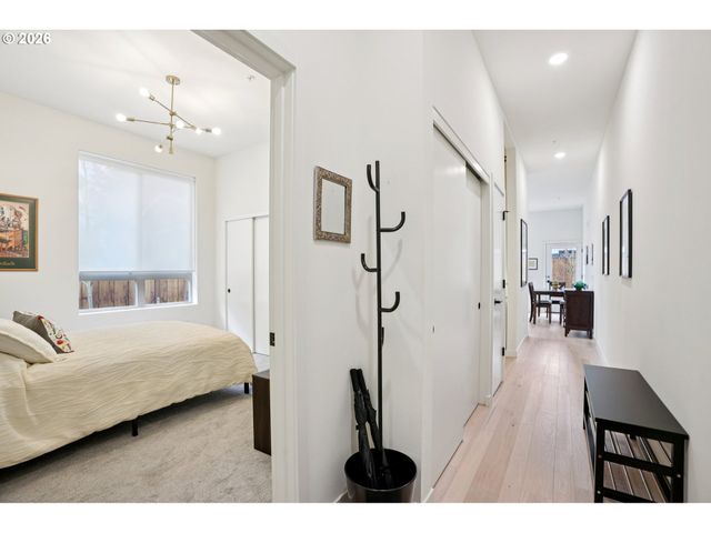 6610 N GREENWICH Ave 3, Portland, OR 97217