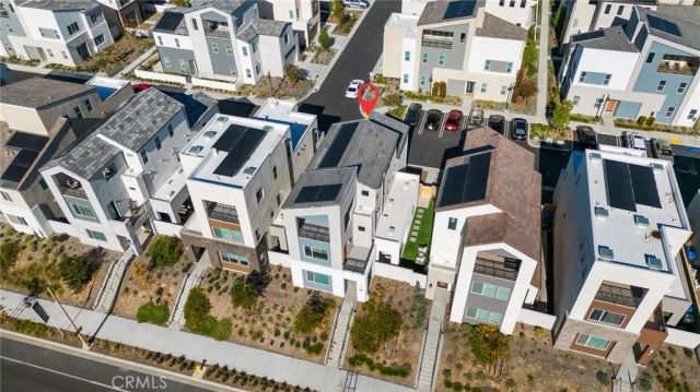 408 Treble, Irvine, CA 92618