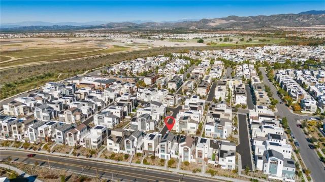 408 Treble, Irvine, CA 92618