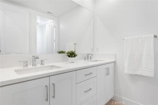 408 Treble, Irvine, CA 92618