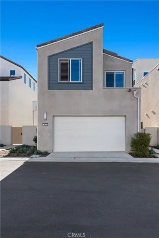 408 Treble, Irvine, CA 92618