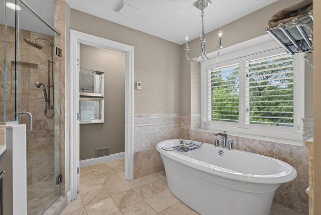 815 Promontory Place, Eagan, MN 55123