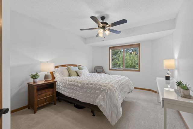 815 Promontory Place, Eagan, MN 55123